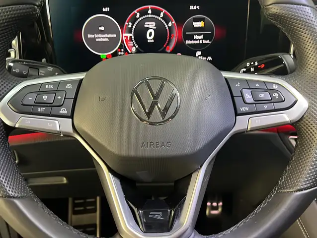 Volkswagen Tiguan view 9