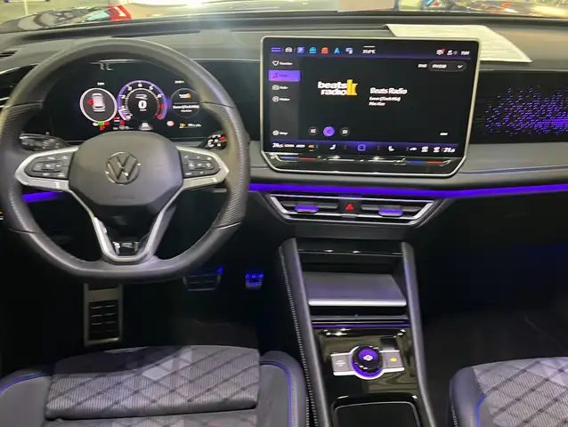 Volkswagen Tiguan view 15