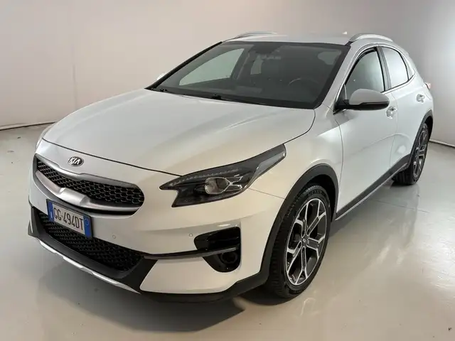 Kia XCeed 1.6 crdi mhev Evolution 136cv dct