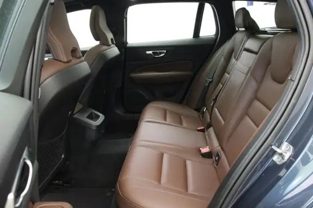 Volvo V60 view 9