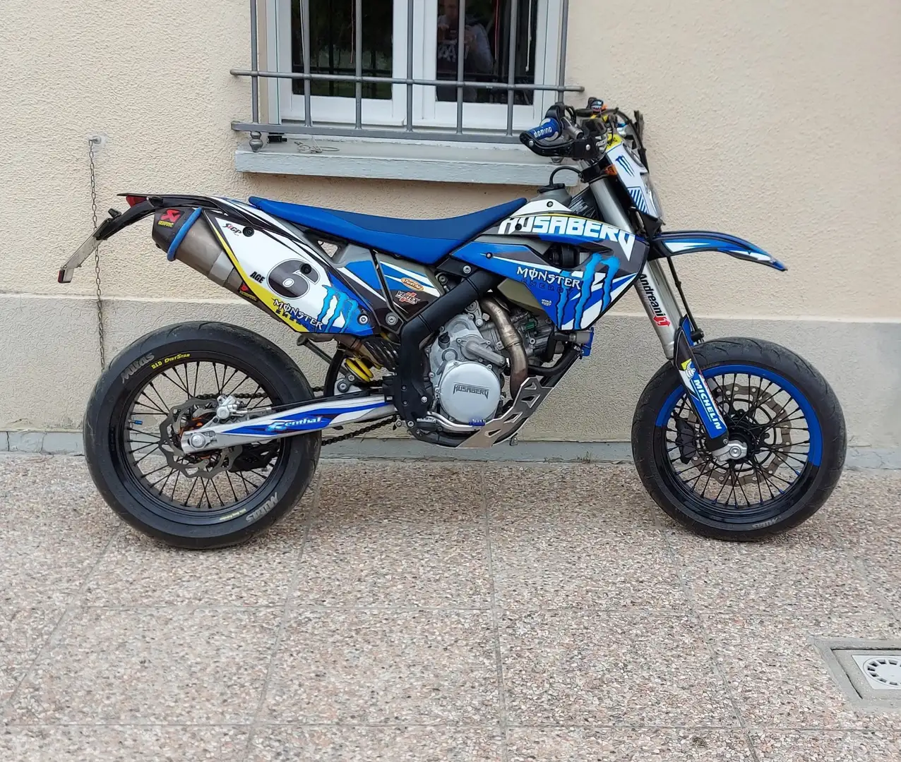 Husaberg FS 570 Motard Nero - 1