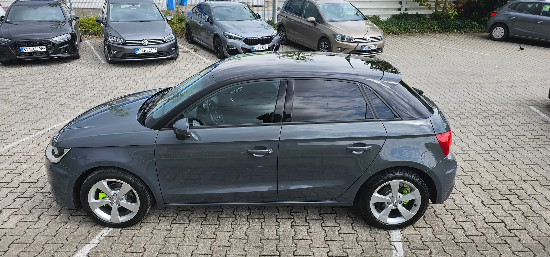 Audi A1 1.0 TFSI*Ultra*Sportback*S-Line*Sport*MMI*Navi*SHZ Grey - 2