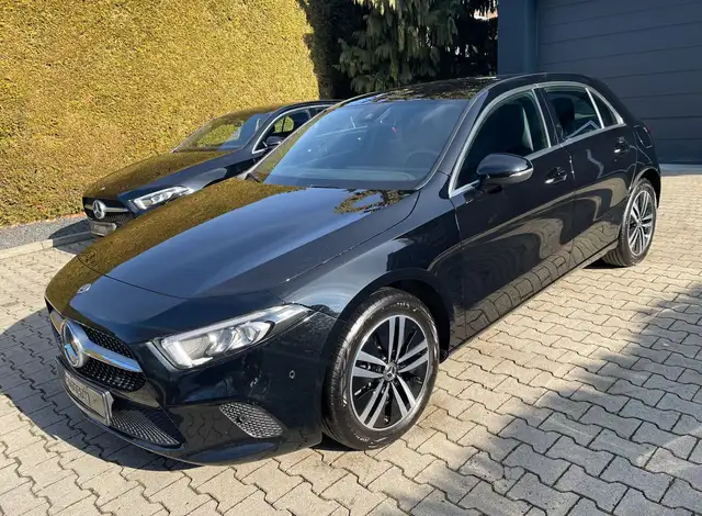 Mercedes-Benz A 250 A250 e PROGRESSIVE SPORTSITZE LED SCHEINWERFER