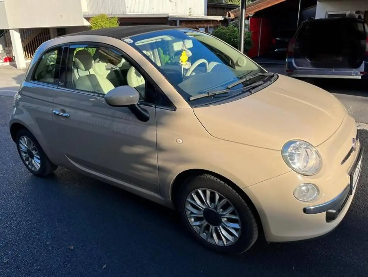 Fiat 500 Lounge Beige - 2