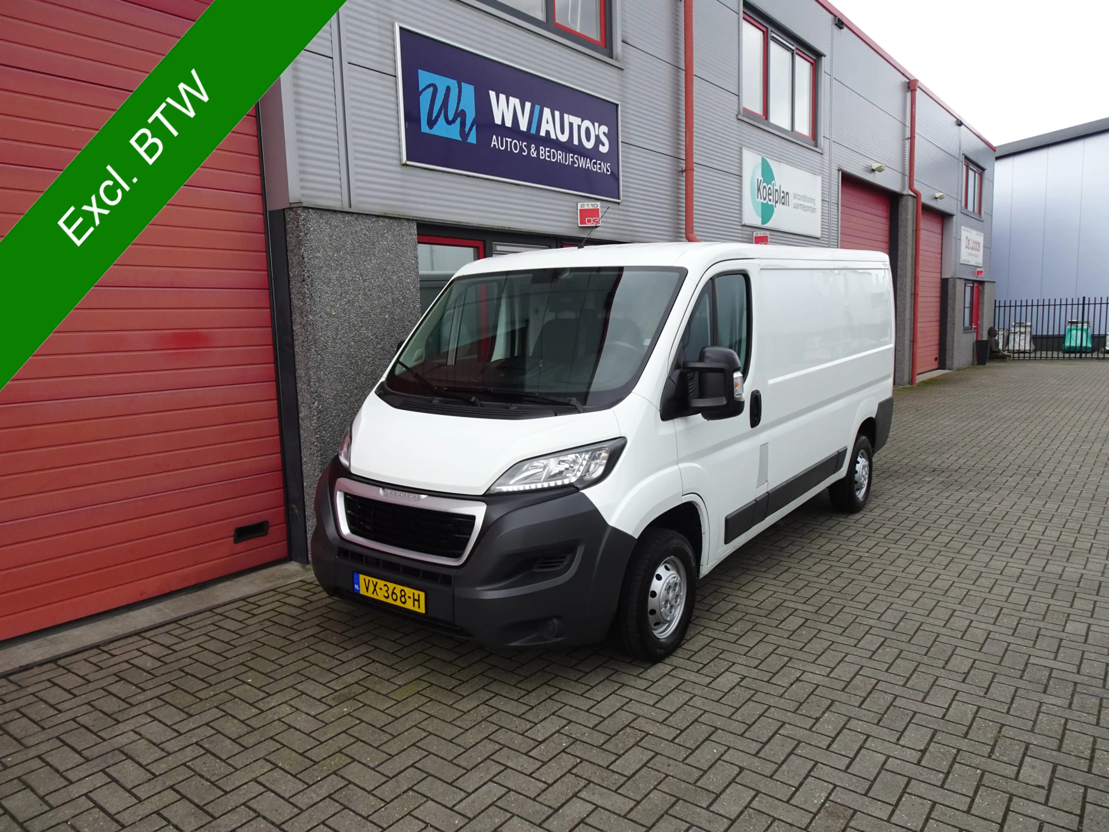 Peugeot Boxer 330 2.2 HDI L2H1 XT 3 zits airco
