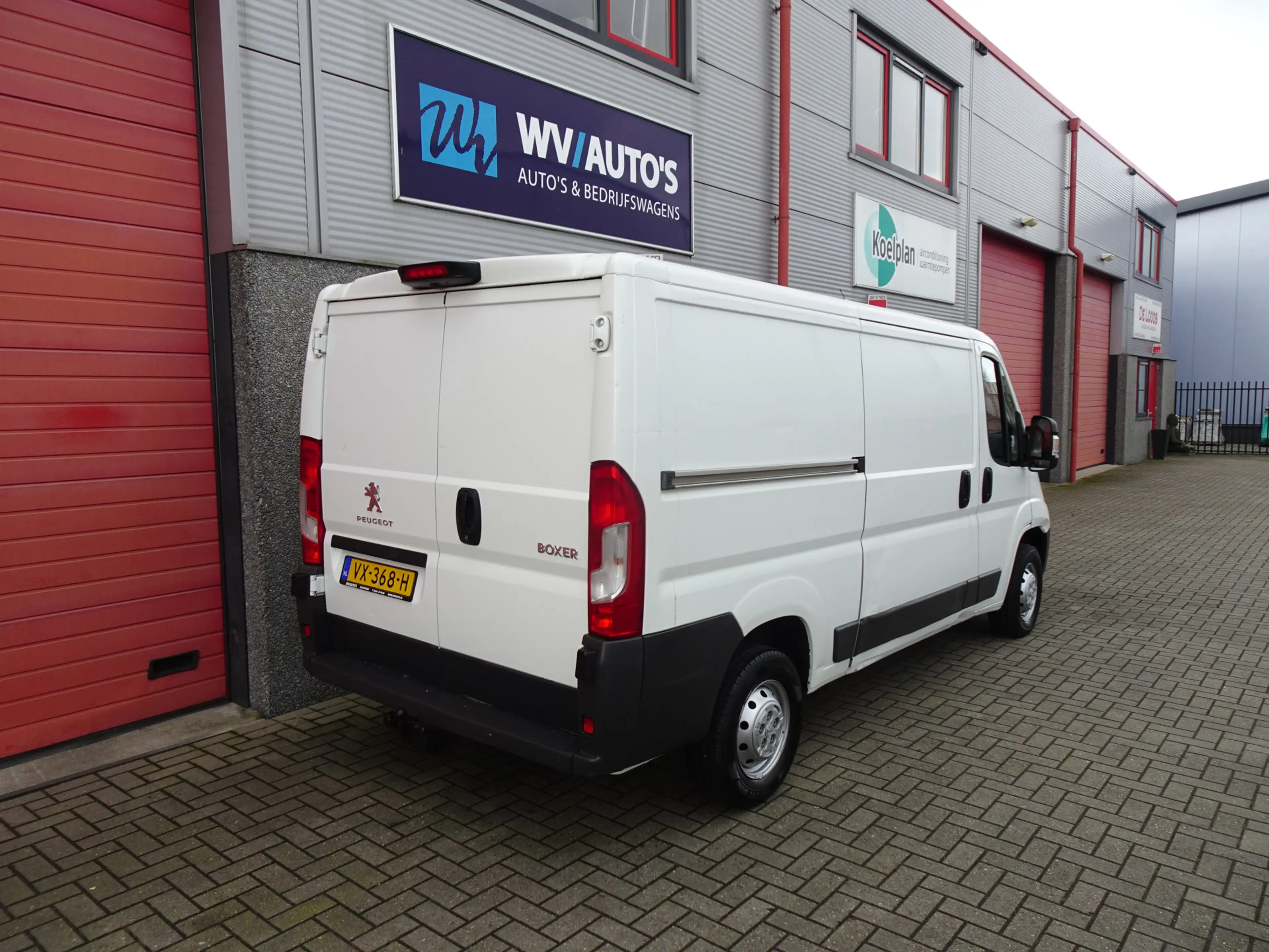 Peugeot Boxer 330 2.2 HDI L2H1 XT 3 zits airco — photo 3