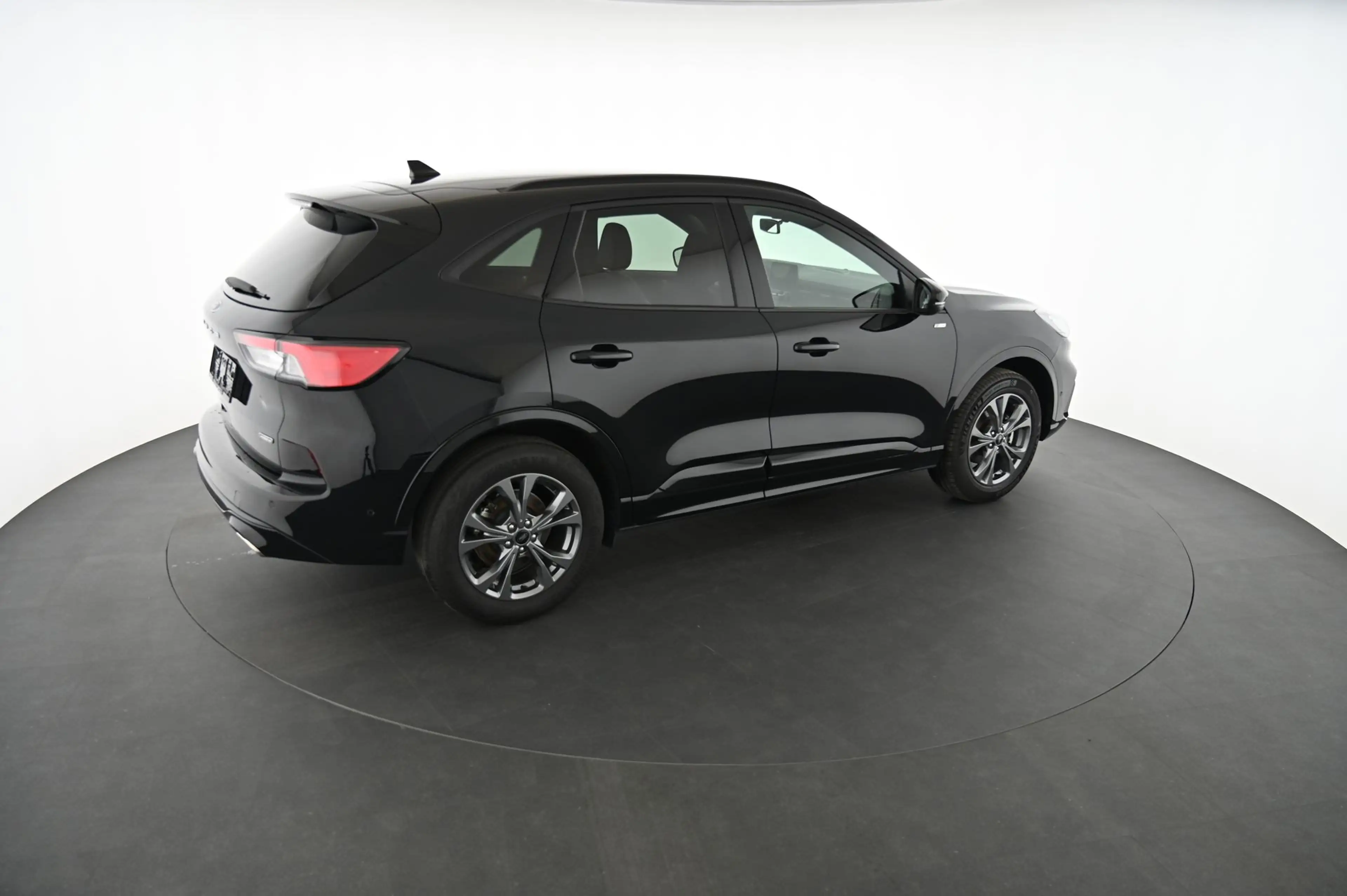 Ford Kuga 5 Duratec Plug-in-Hybrid PHEv ST-Line X Pickerl N — photo 4
