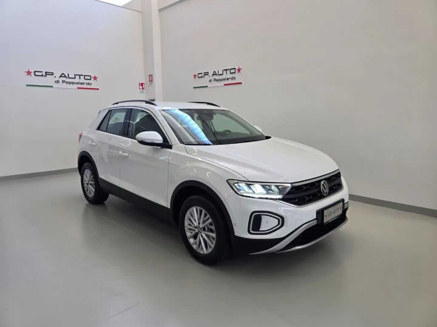 Volkswagen T-Roc 1.0 TSI Life Bianco - 1