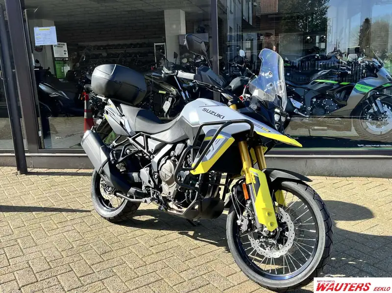 Suzuki V-Strom 800