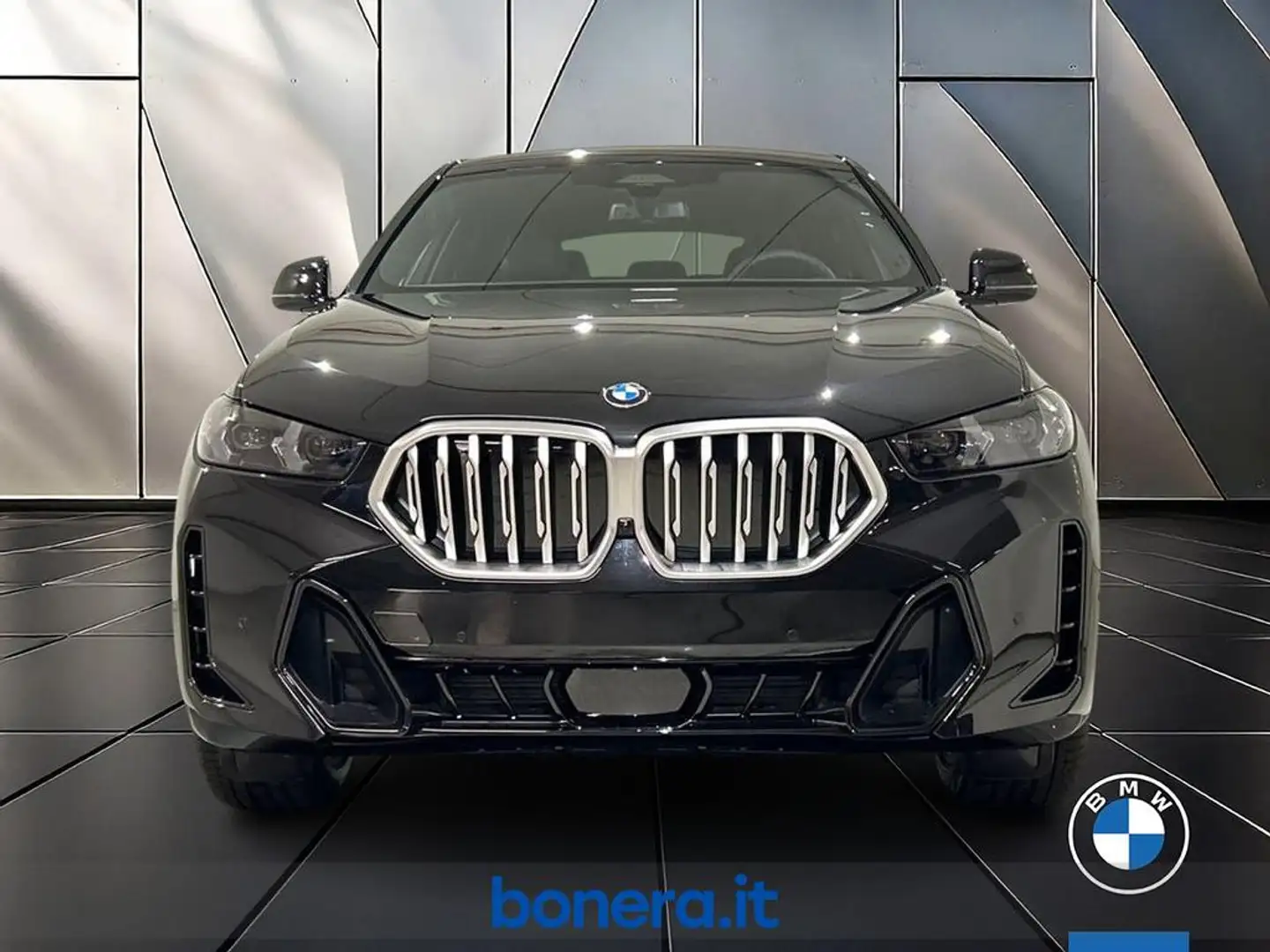 BMW X6 xdrive40i Msport auto Fekete - 2