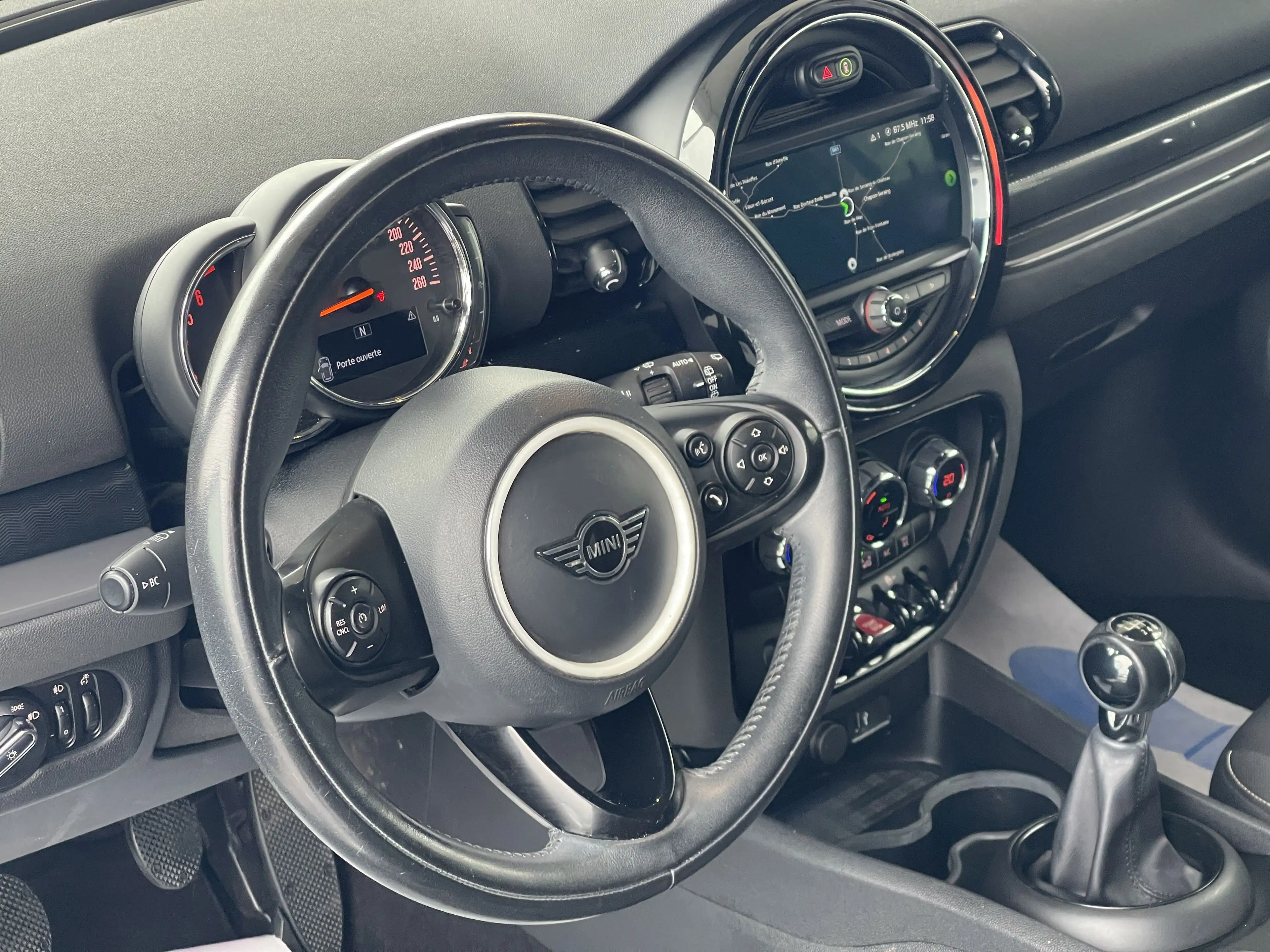 MINI One D Clubman 1.5 D *** GARANTIE + GPS + LED + AIRCO *** — photo 13