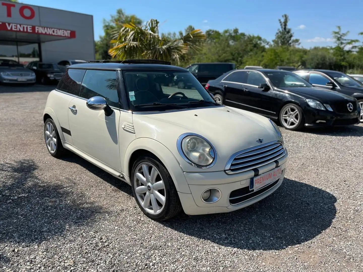 MINI Cooper Cooper 1.6 16V 110 cv Bo®te auto Bej - 2