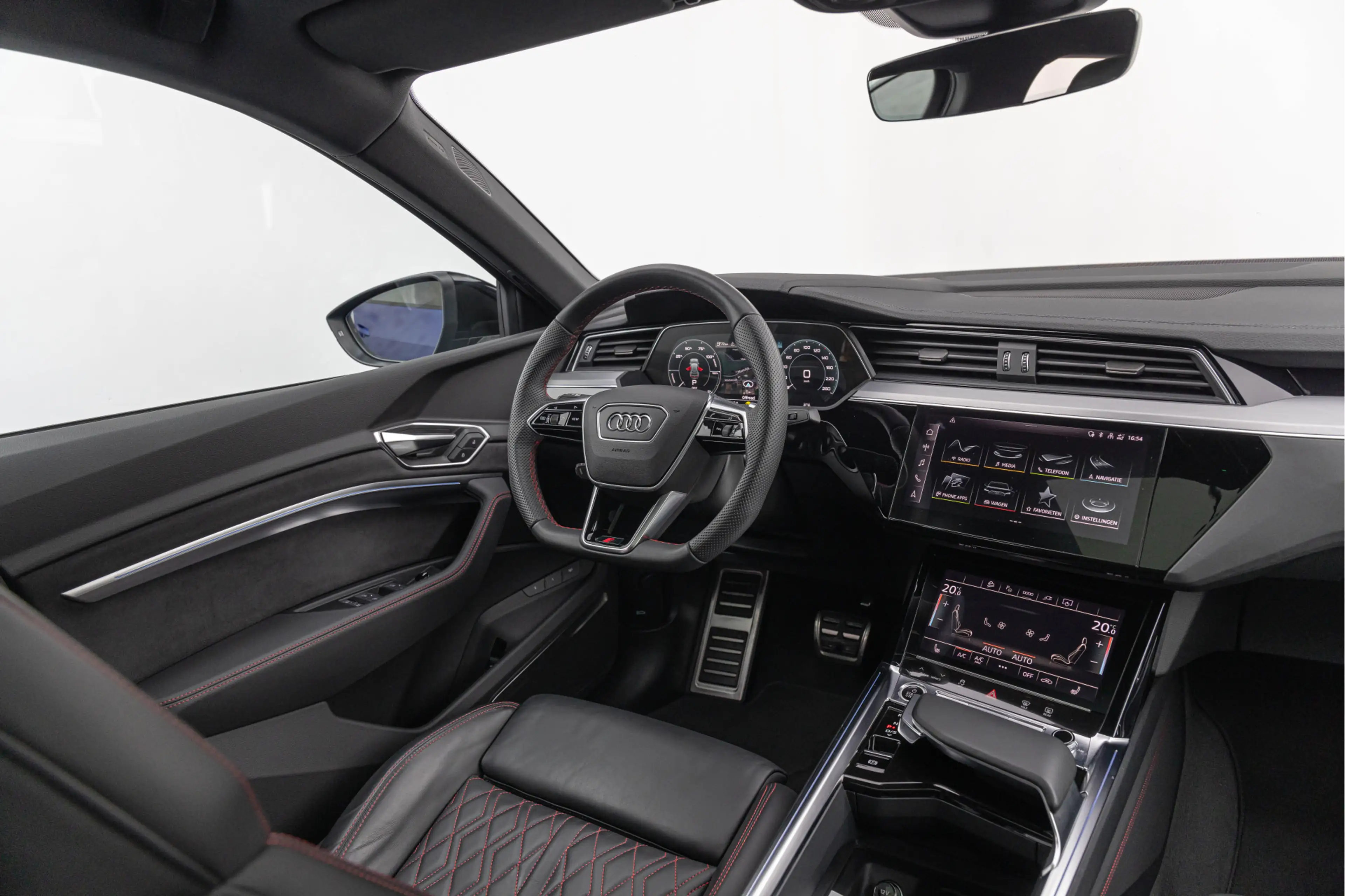 Audi Q8 e-tron Sportback 55 Quattro 115kwh 408pk S-stoelen Pano B — photo 3