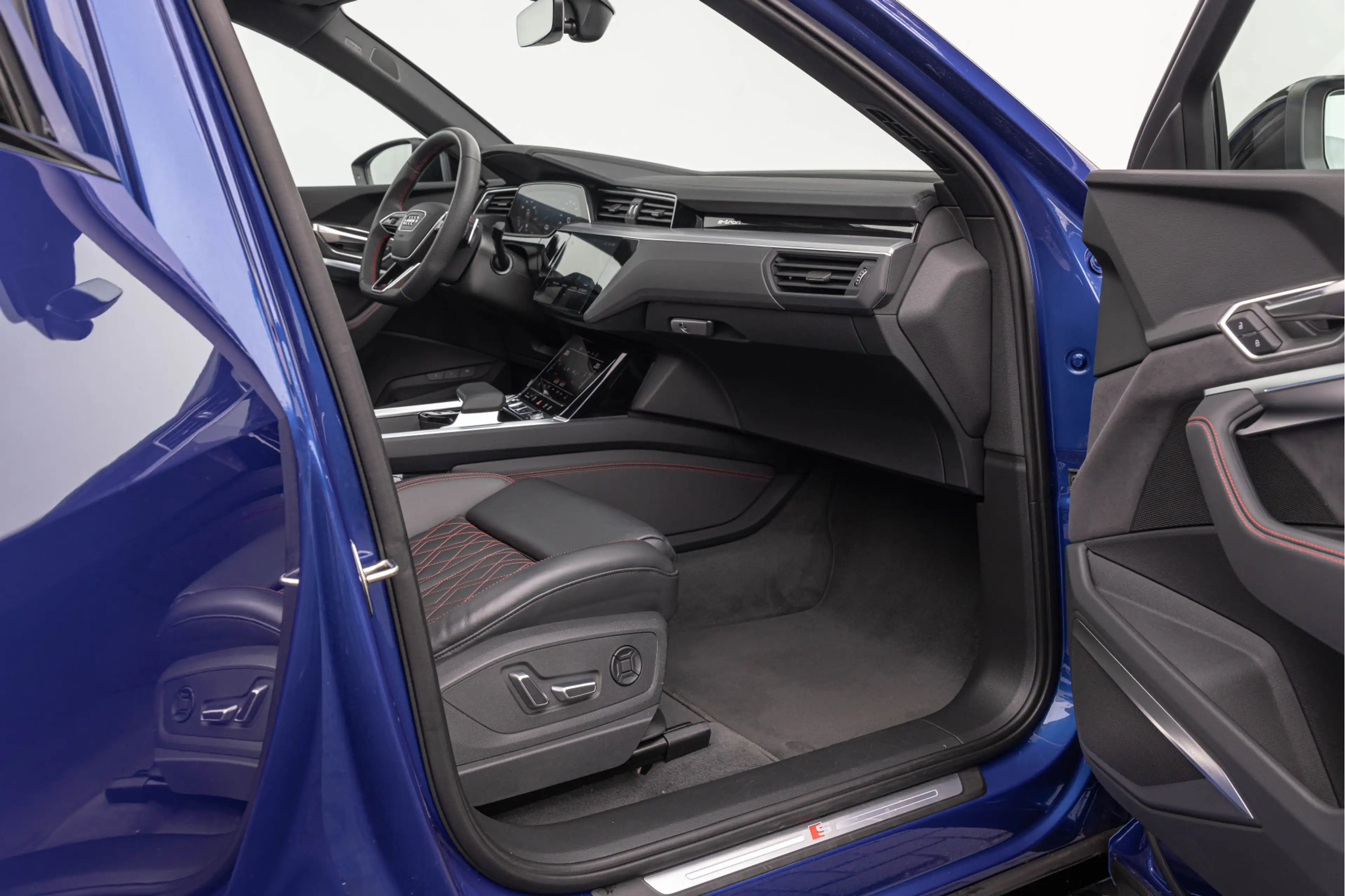 Audi Q8 e-tron Sportback 55 Quattro 115kwh 408pk S-stoelen Pano B — photo 8