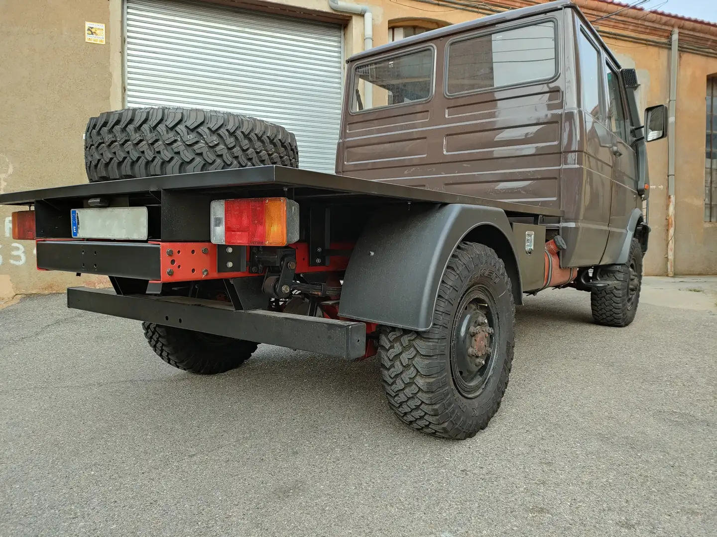 Iveco Daily Daily 40.10 Ch.Cabina 4x4 3200 Коричневий - 2