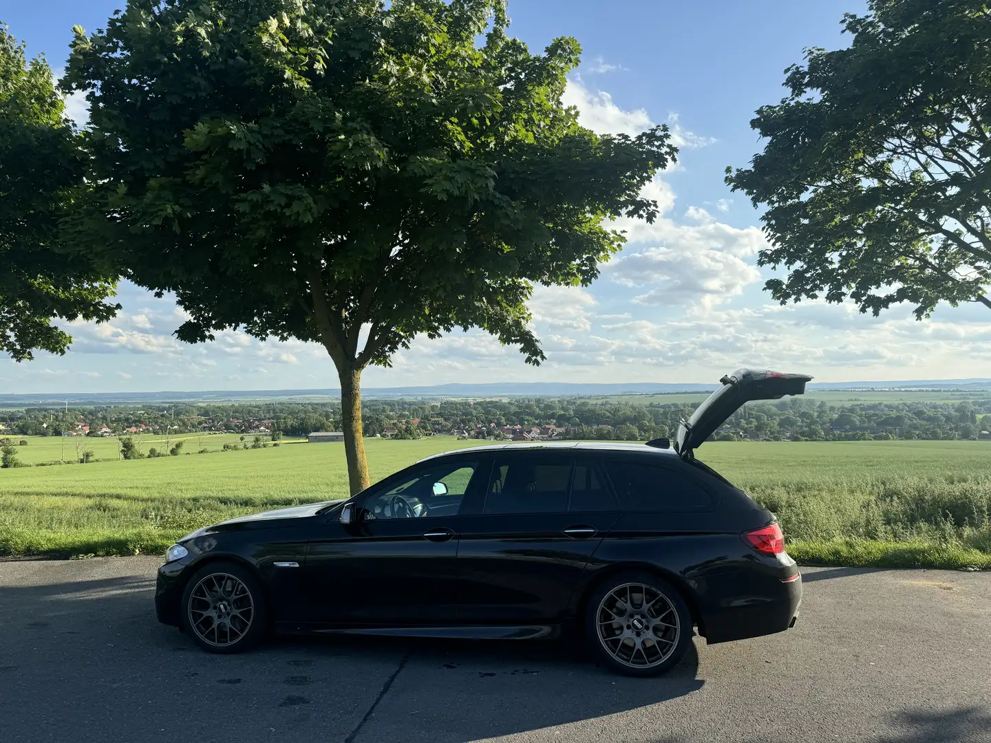 BMW M550 M550d xDrive Touring Sport-Aut. - 2
