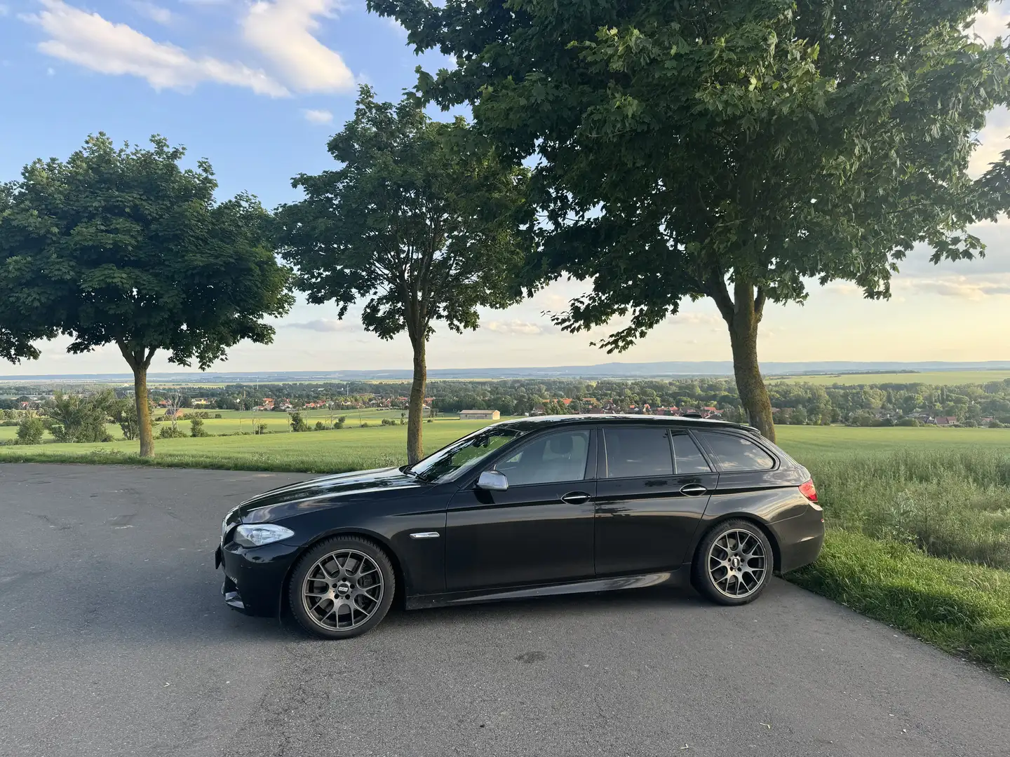 BMW M550 M550d xDrive Touring Sport-Aut. - 1