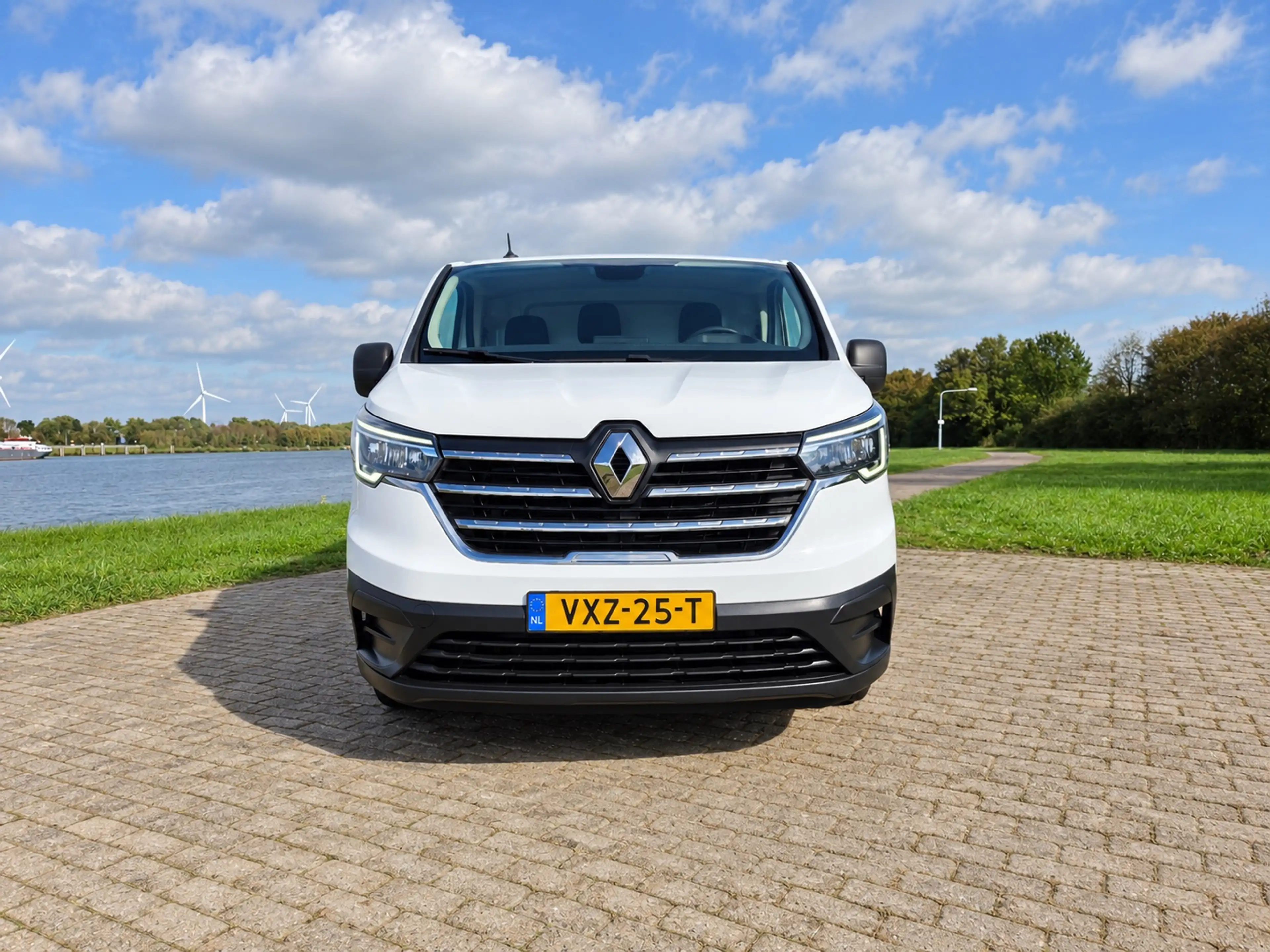 Renault Trafic 2.0 dCi T30 L2H1Bns — photo 7