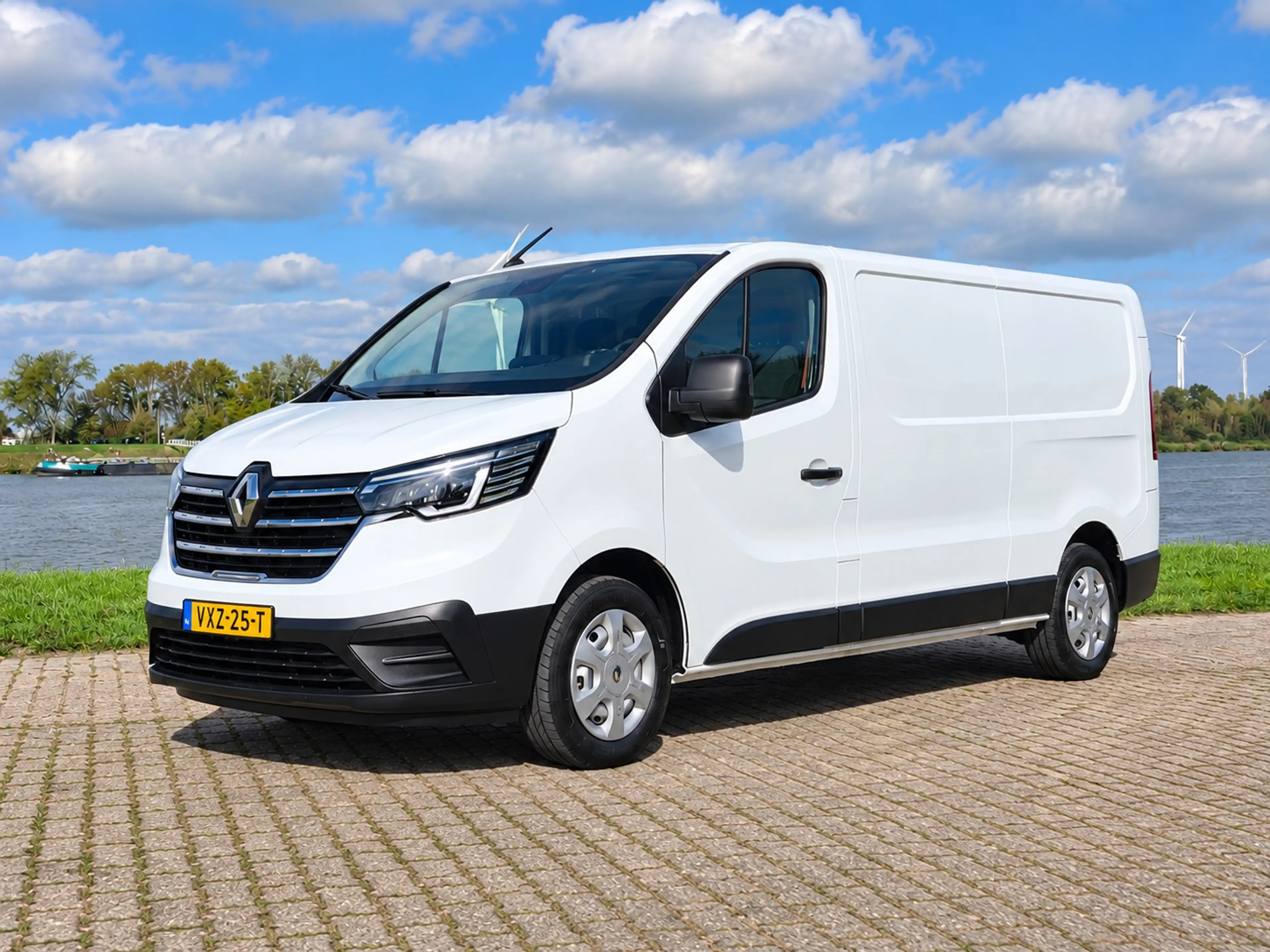 Renault Trafic 2.0 dCi T30 L2H1Bns