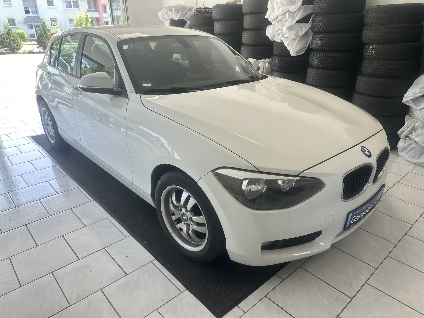 BMW 118 118 i Blanc - 2