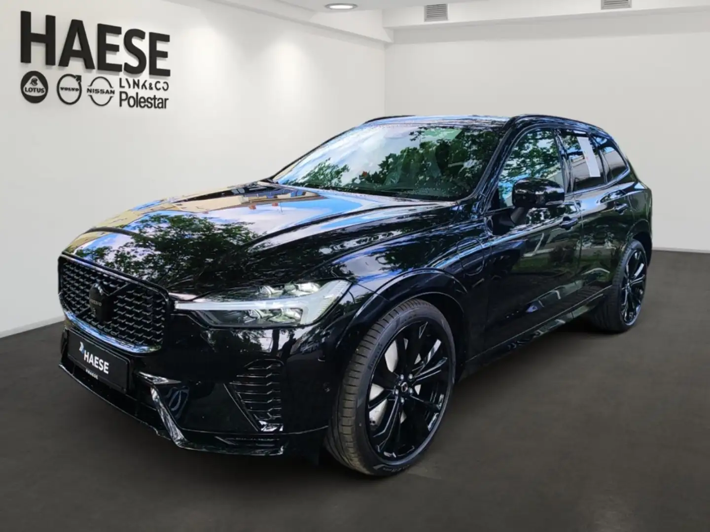 Volvo XC60 T8 Ultra Black Edition Recharge Plug-In Hybrid AWD Schwarz - 1