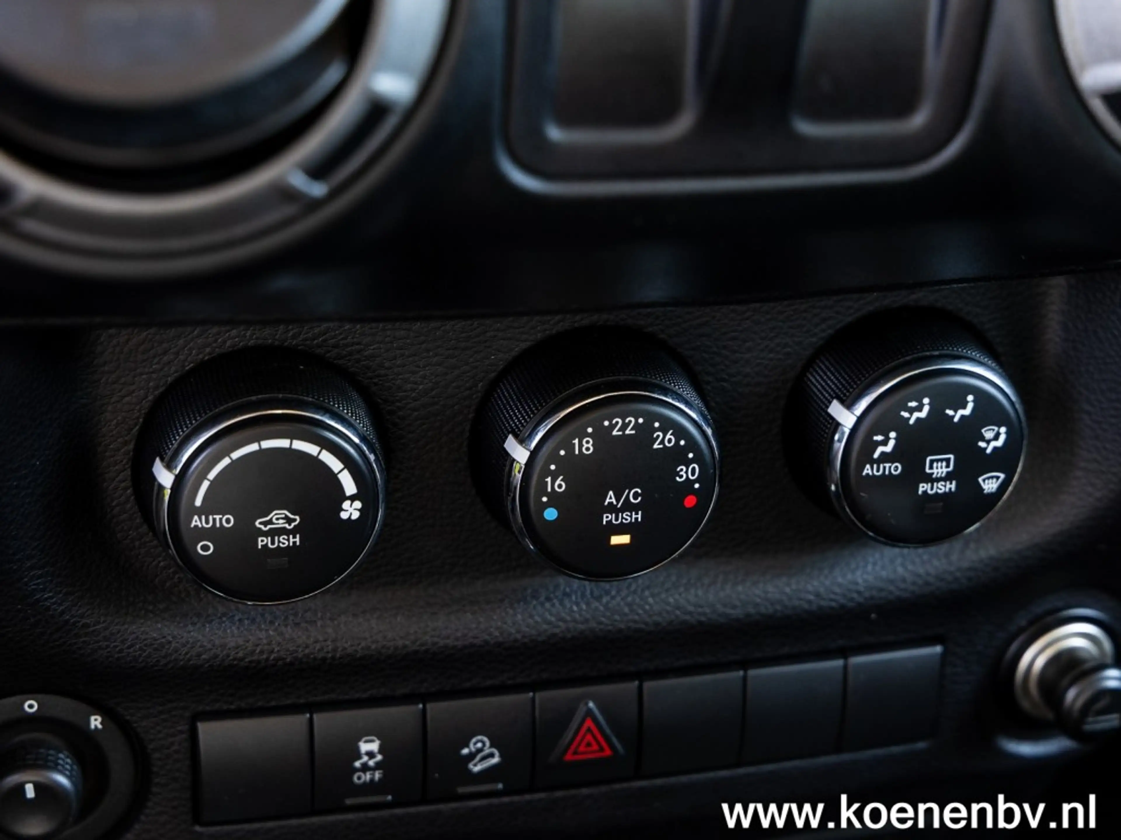 Jeep Wrangler 3.6 V6 4x4 Automaat Sport CLIMA / GOOGLE INFOT. / — photo 28