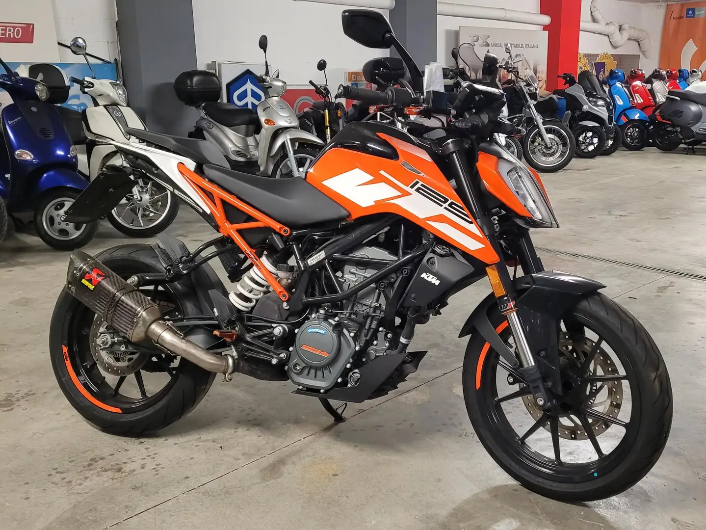 KTM 125 Duke Arancione - 1