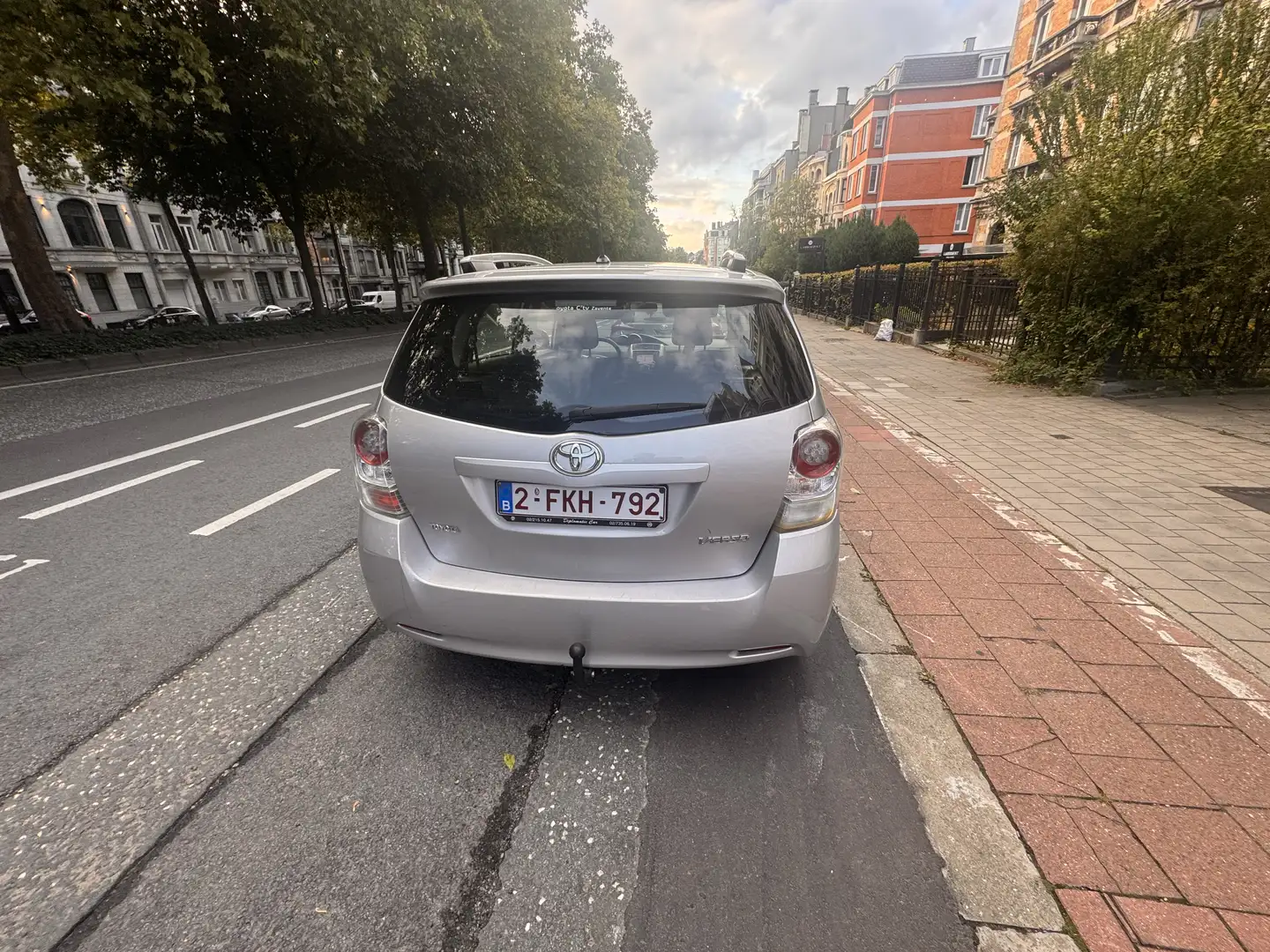 Toyota Verso 2.0 D-4D Premium 7pl. DPF - 2