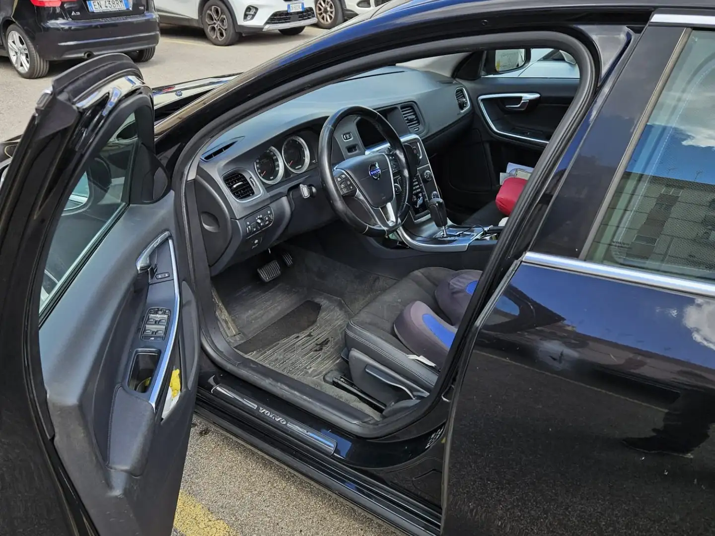 Volvo S60 2.4 d5 Momentum 163cv auto - 2