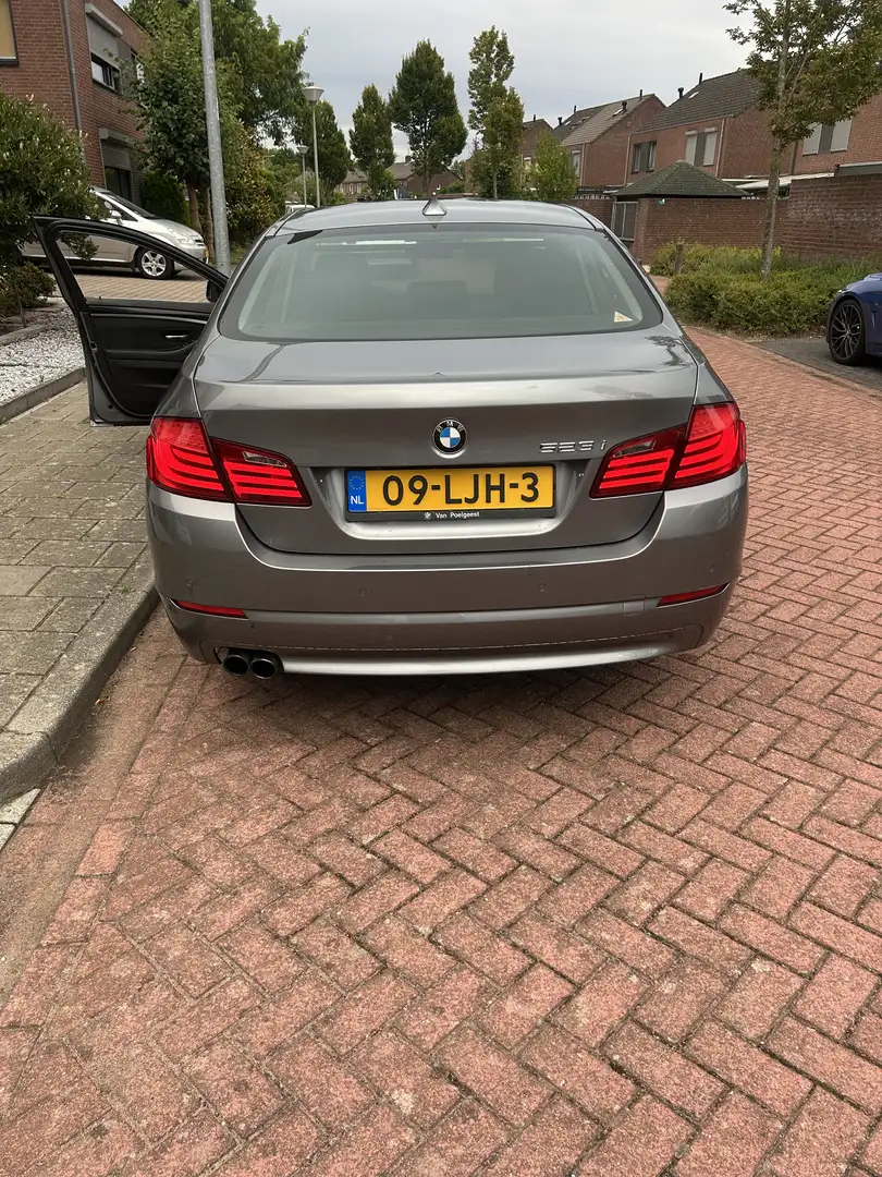 BMW 523 Executive 3.0 6 cilinder Gri - 2