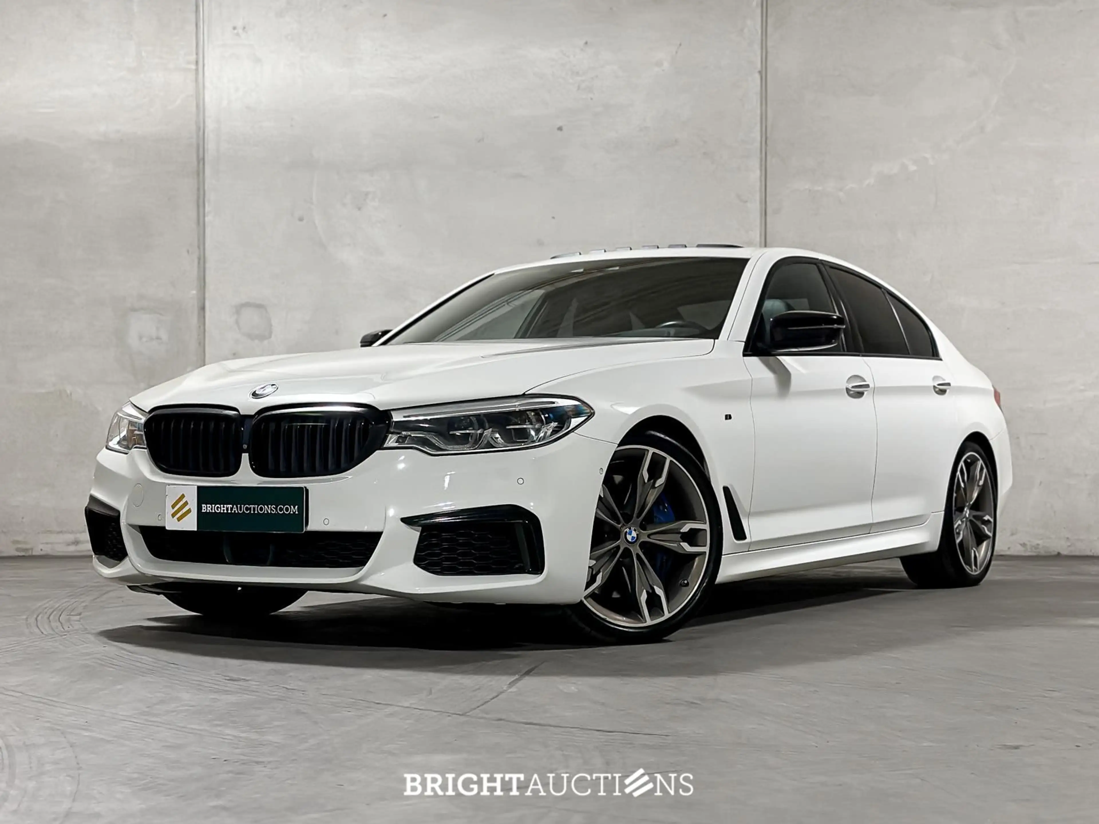 BMW M550 5-serie M550i xDrive High Executive — photo 6