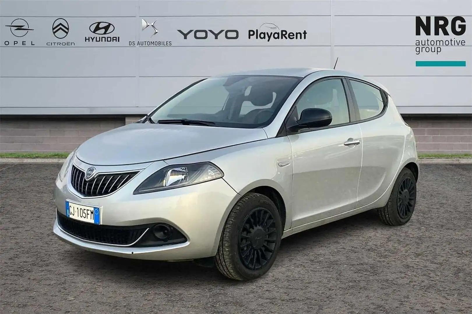Lancia Ypsilon 3ª serie 1.0 FireFly 5 porte S&S Hybrid Ecochic Si Argent - 1