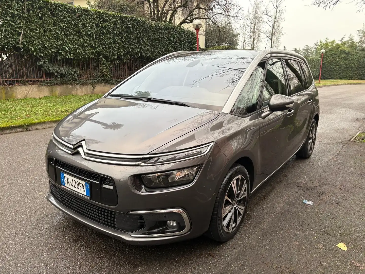 Citroen Grand C4 Picasso BlueHDi 120 S&S EAT6 Live Gris - 1