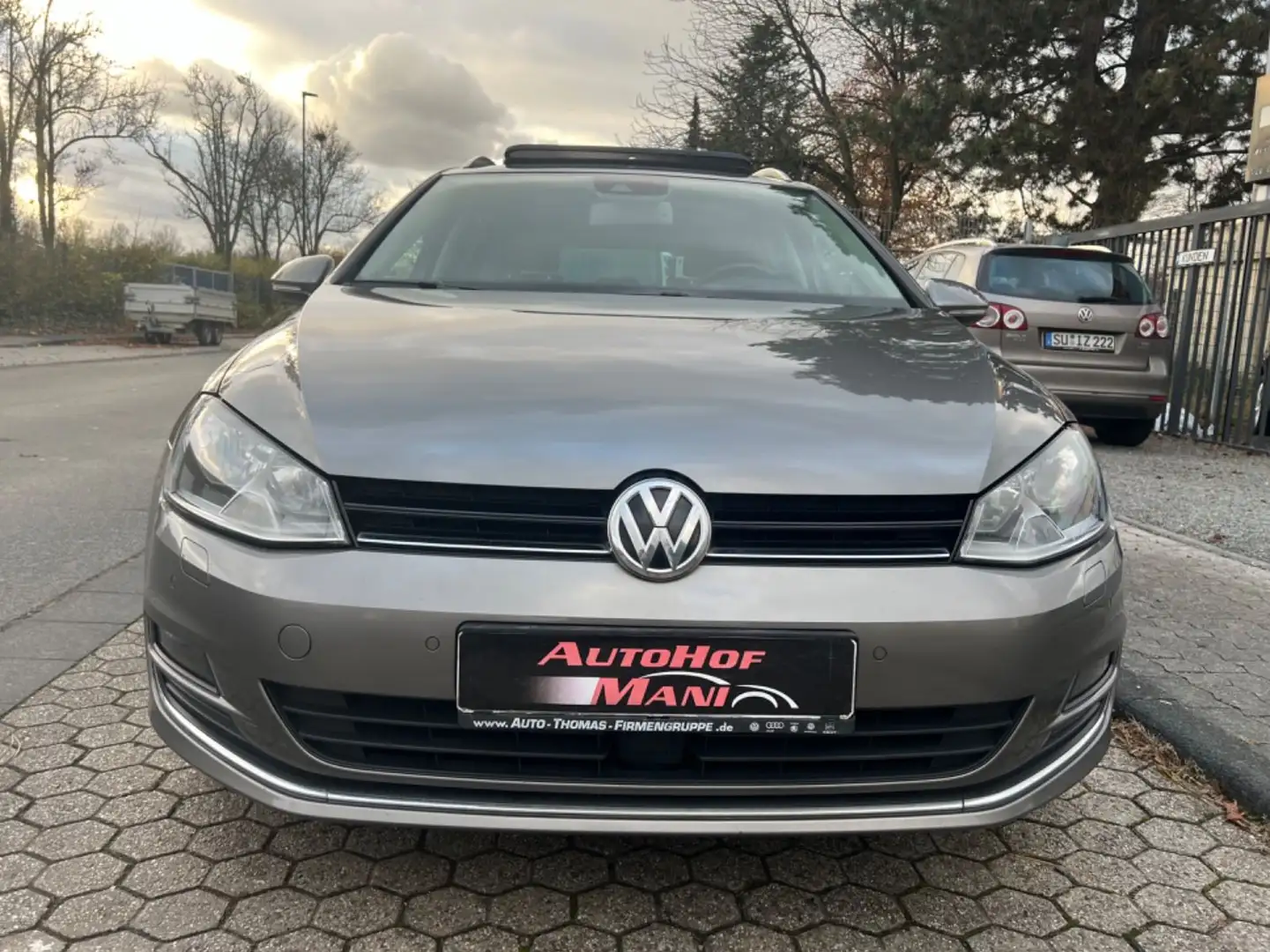 Volkswagen Golf VII Variant Allstar BMT/DSG/Panorama/Navi Grau - 2