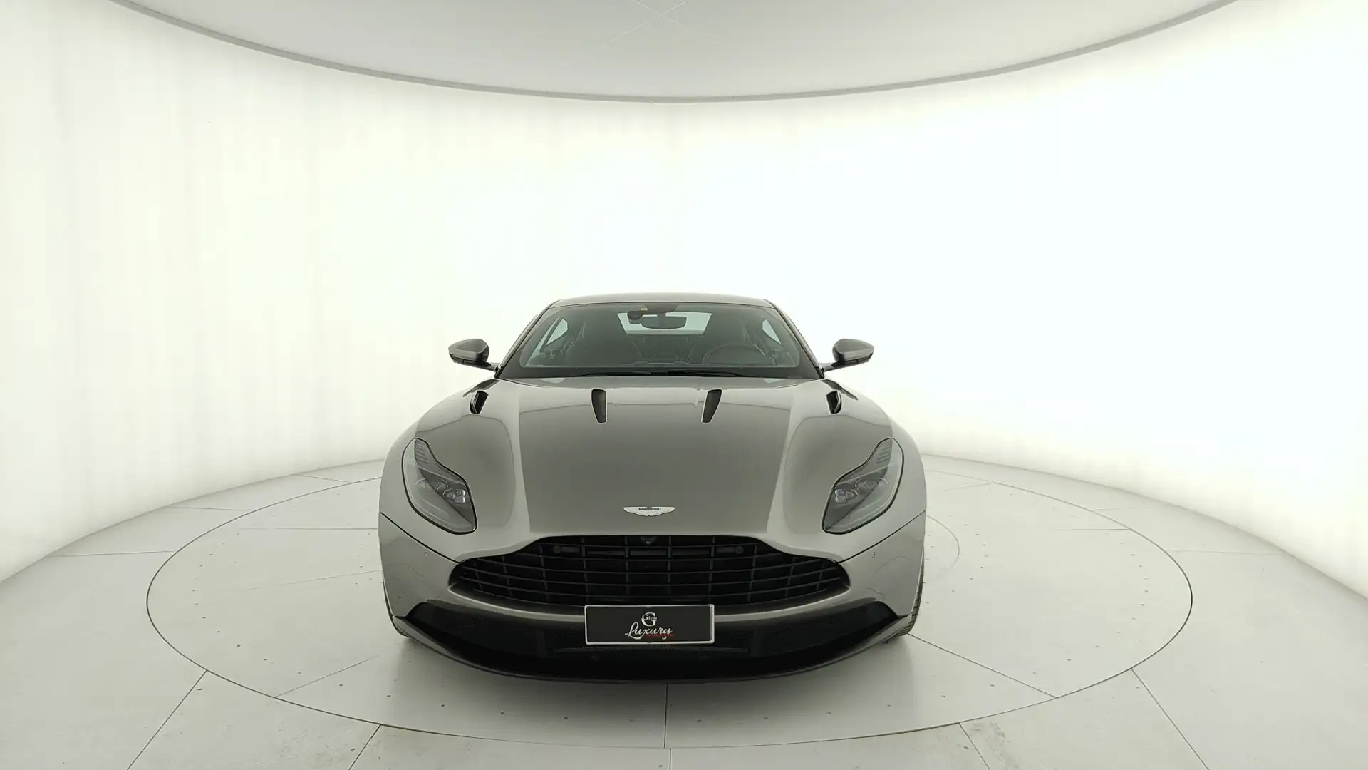 Aston Martin DB11 Coupe 5.2 V12 AMR auto Gris - 2