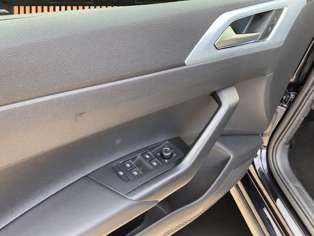 Volkswagen Taigo view 10