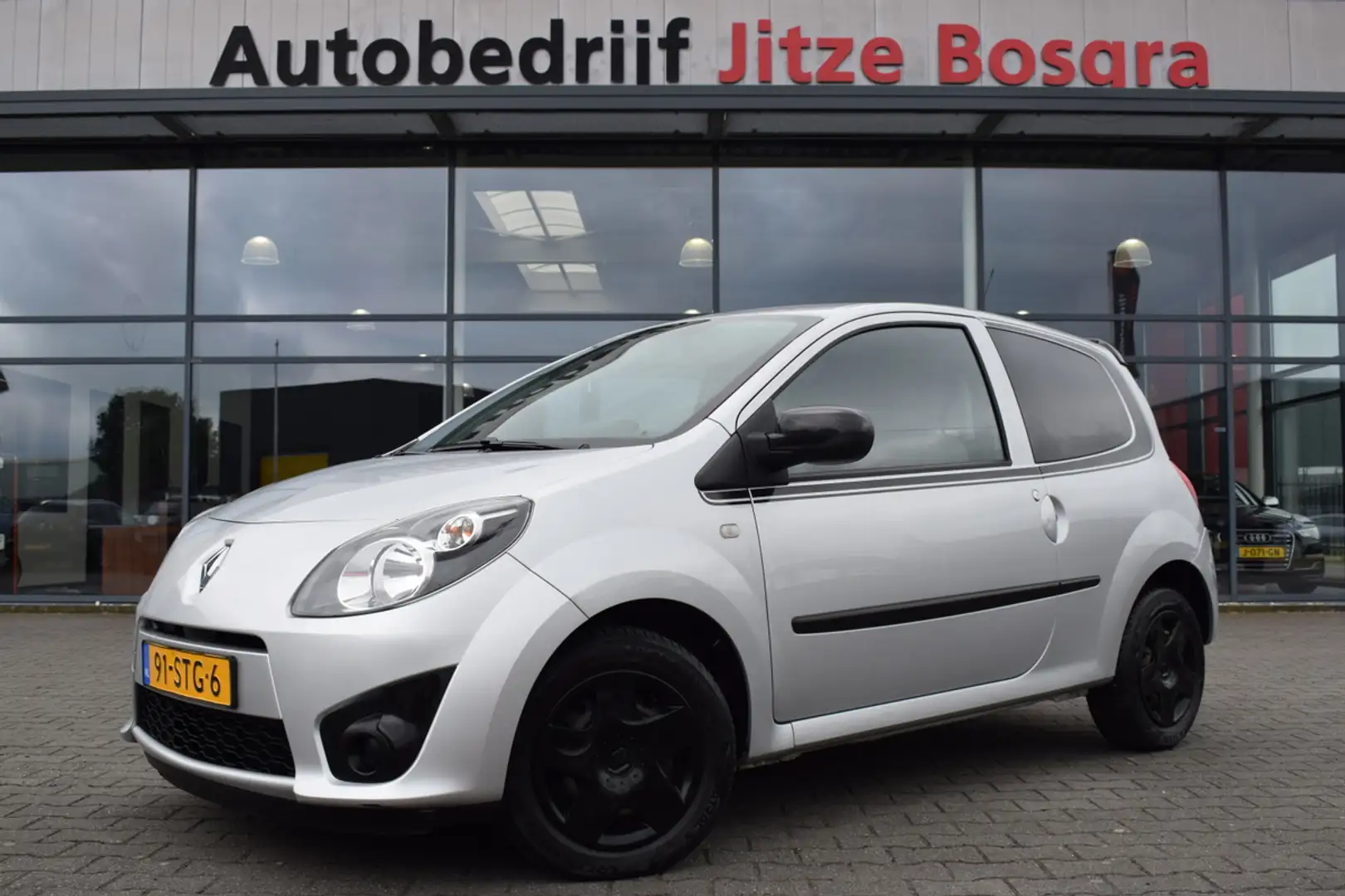 Renault Twingo 1.5 DCi Collection Airco | Originele Audio | Priva Grijs - 1