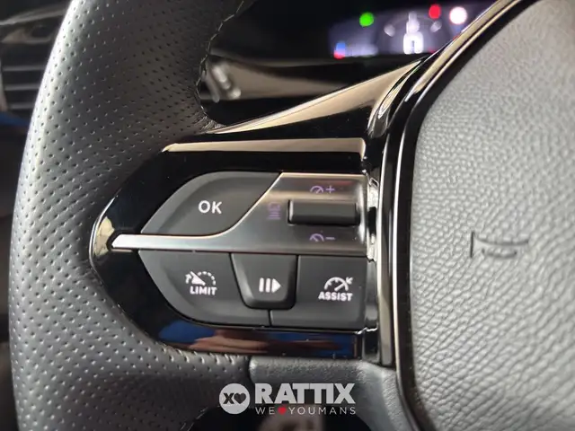 Peugeot 308 view 12