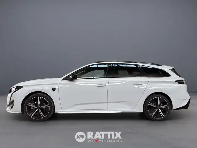Peugeot 308 view 2