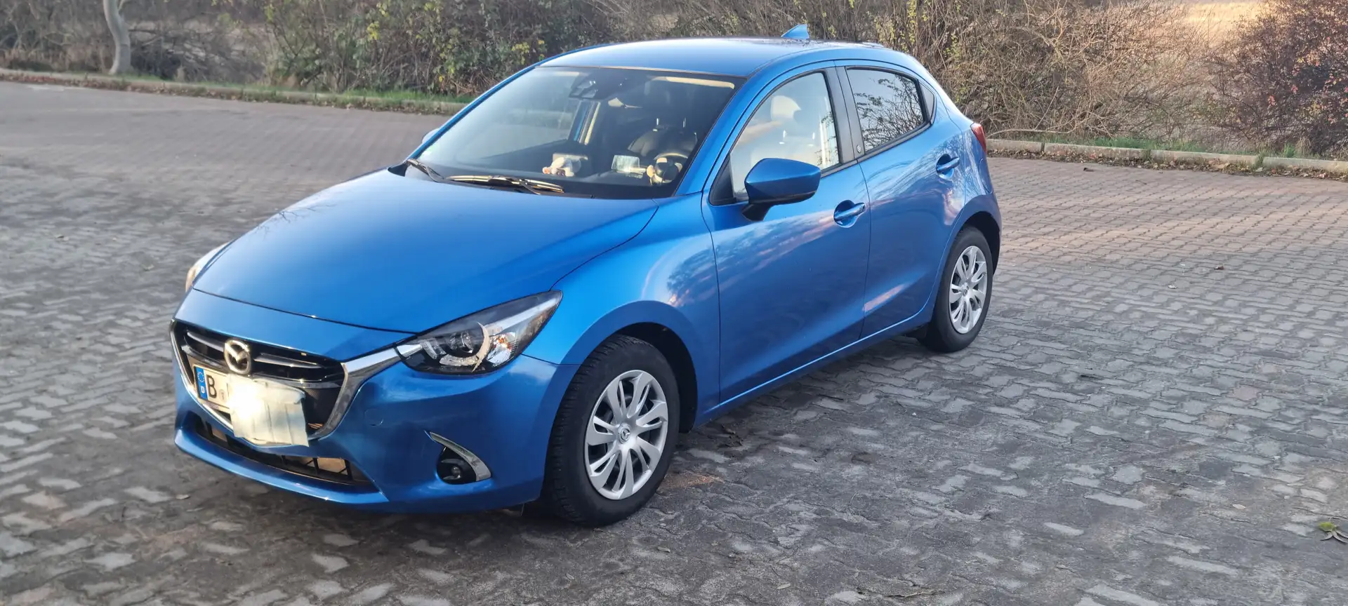 Mazda 2 2 SKYACTIV-G 90 Aut. KIZOKU INTENSE Blau - 1