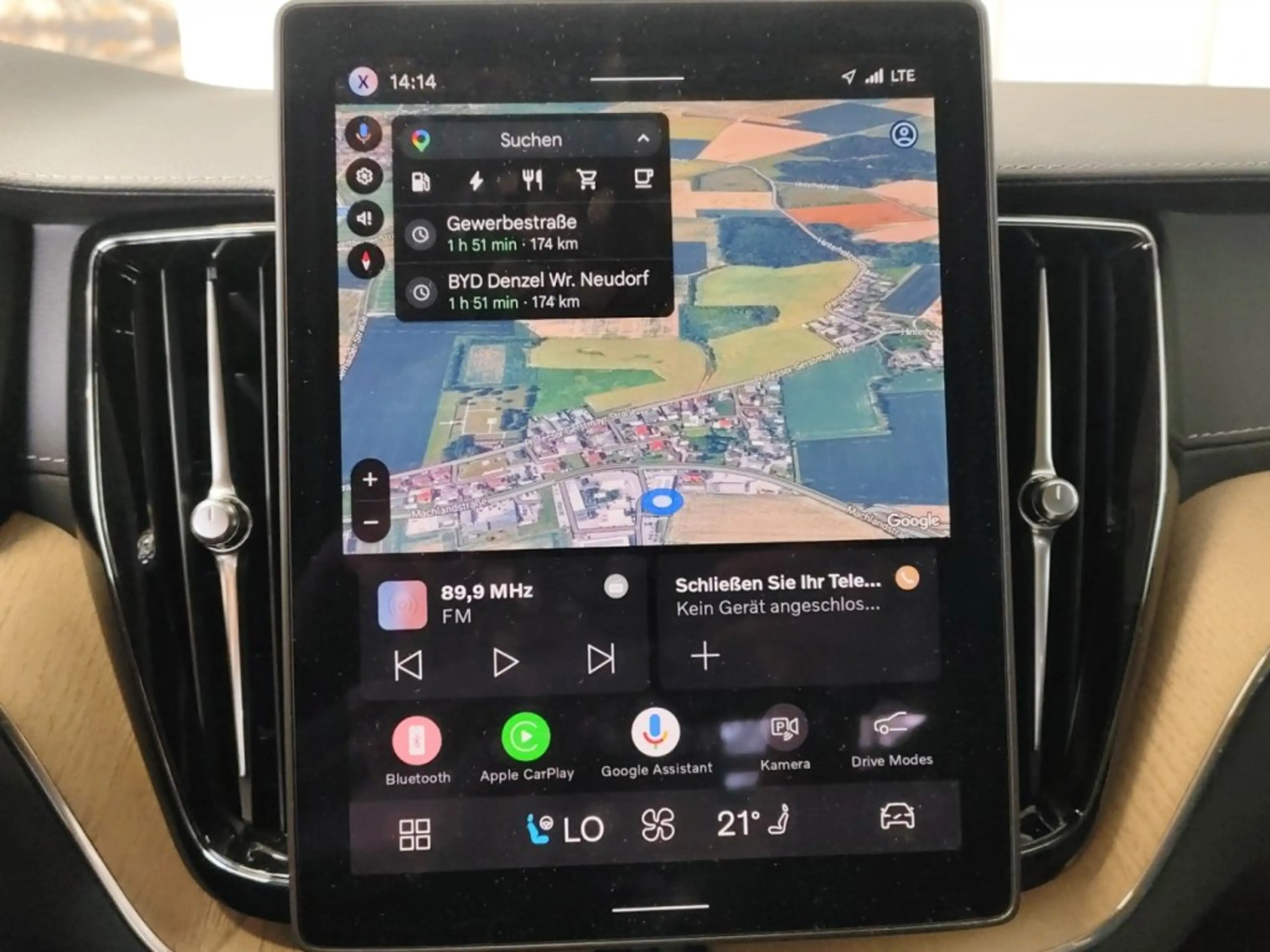 Volvo XC60 Ultra, T6 AWD Plug-in Hybrid, Elektrisch/Benzin, Dark — photo 13