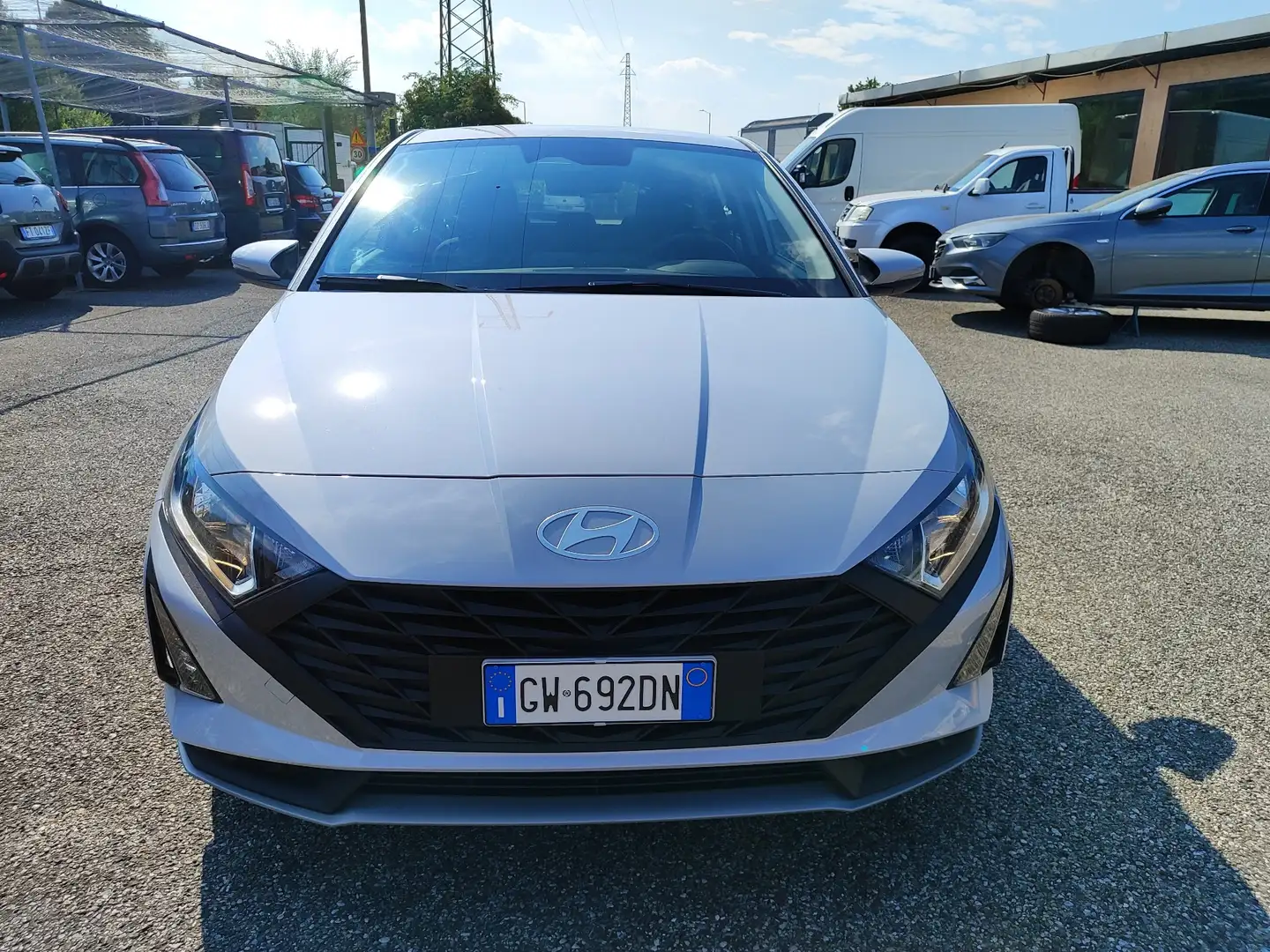 Hyundai i20 III 1.2 mpi Connectline 84cv Grigio - 1