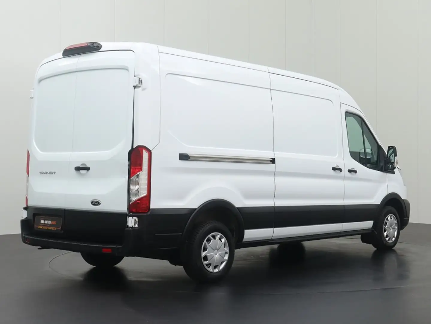 Ford Transit 2.0TDCI 130PK L3H2 | Airco | Cruise | 3-~Persoons Blanc - 2