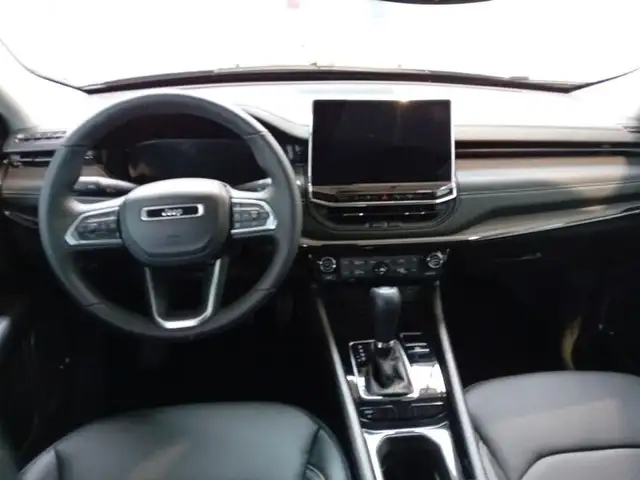Jeep Compass view 12