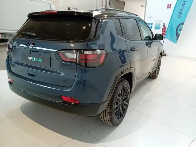 Jeep Compass view 5