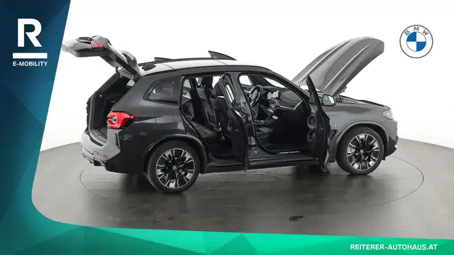BMW iX3 view 12