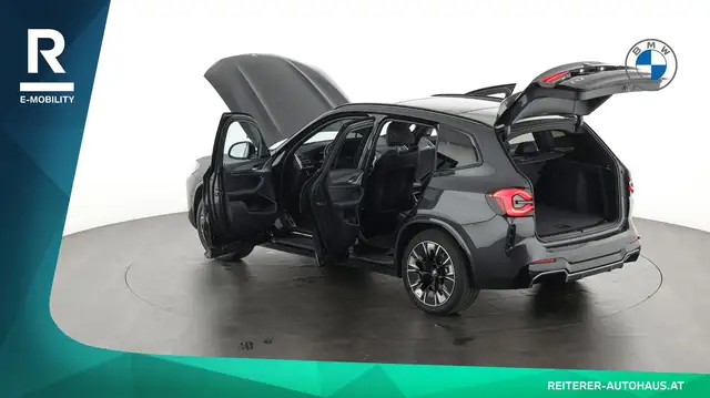 BMW iX3 view 10