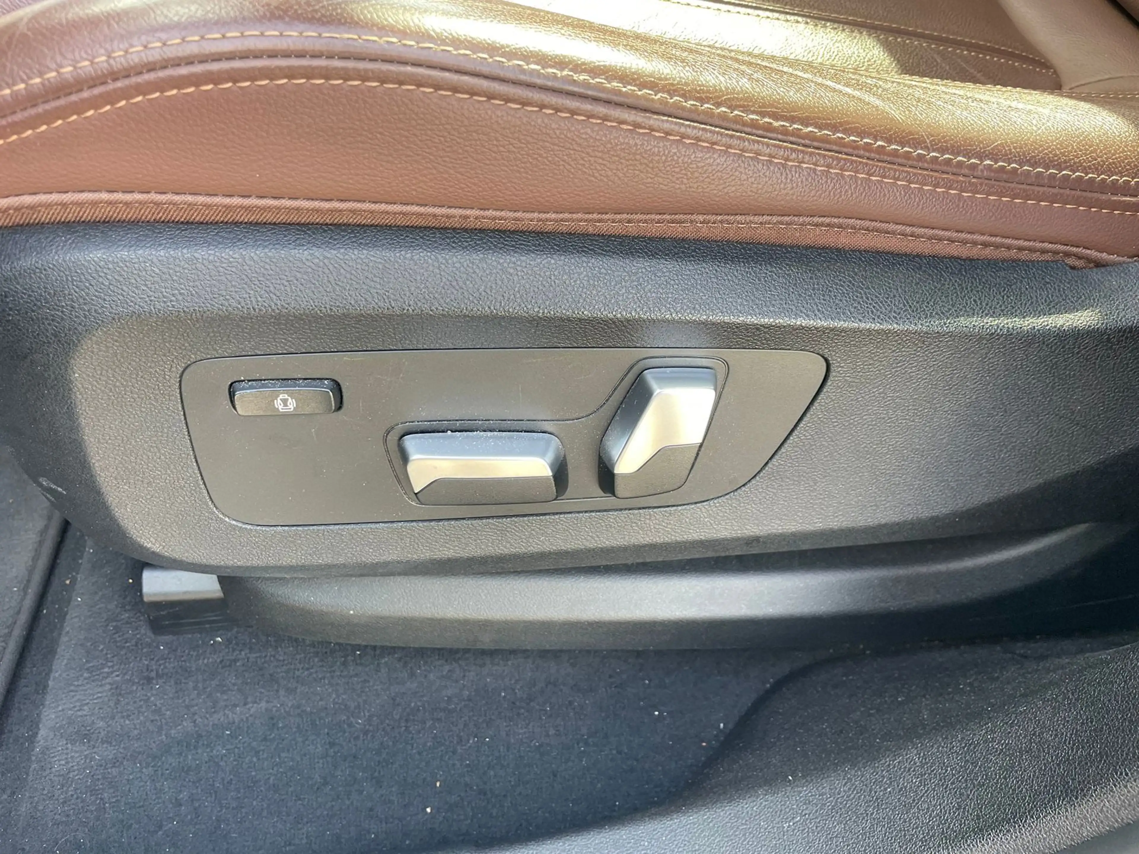 BMW X6 XDrive30d High Executive — photo 20