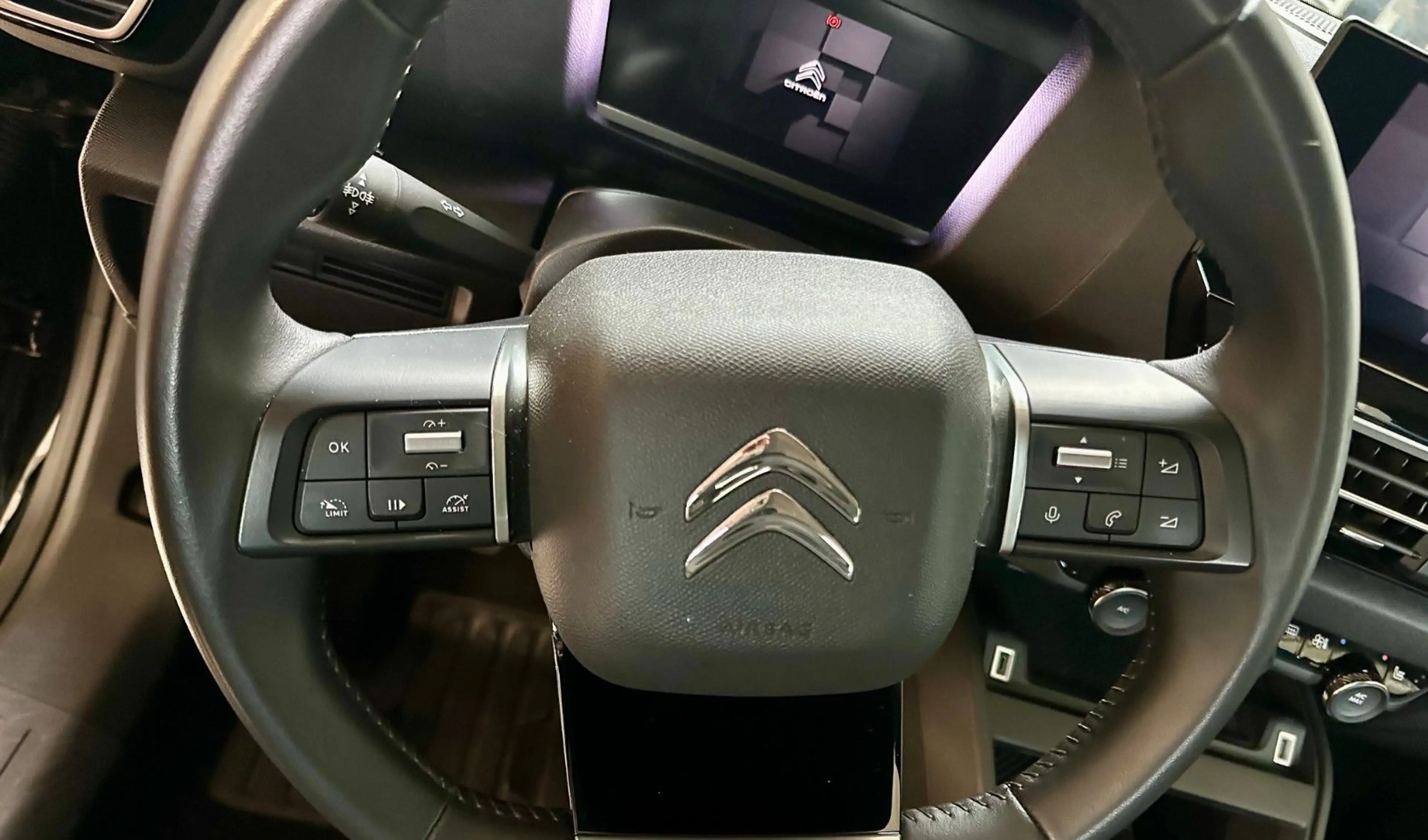 Citroen C4 Lim. Plus — photo 11