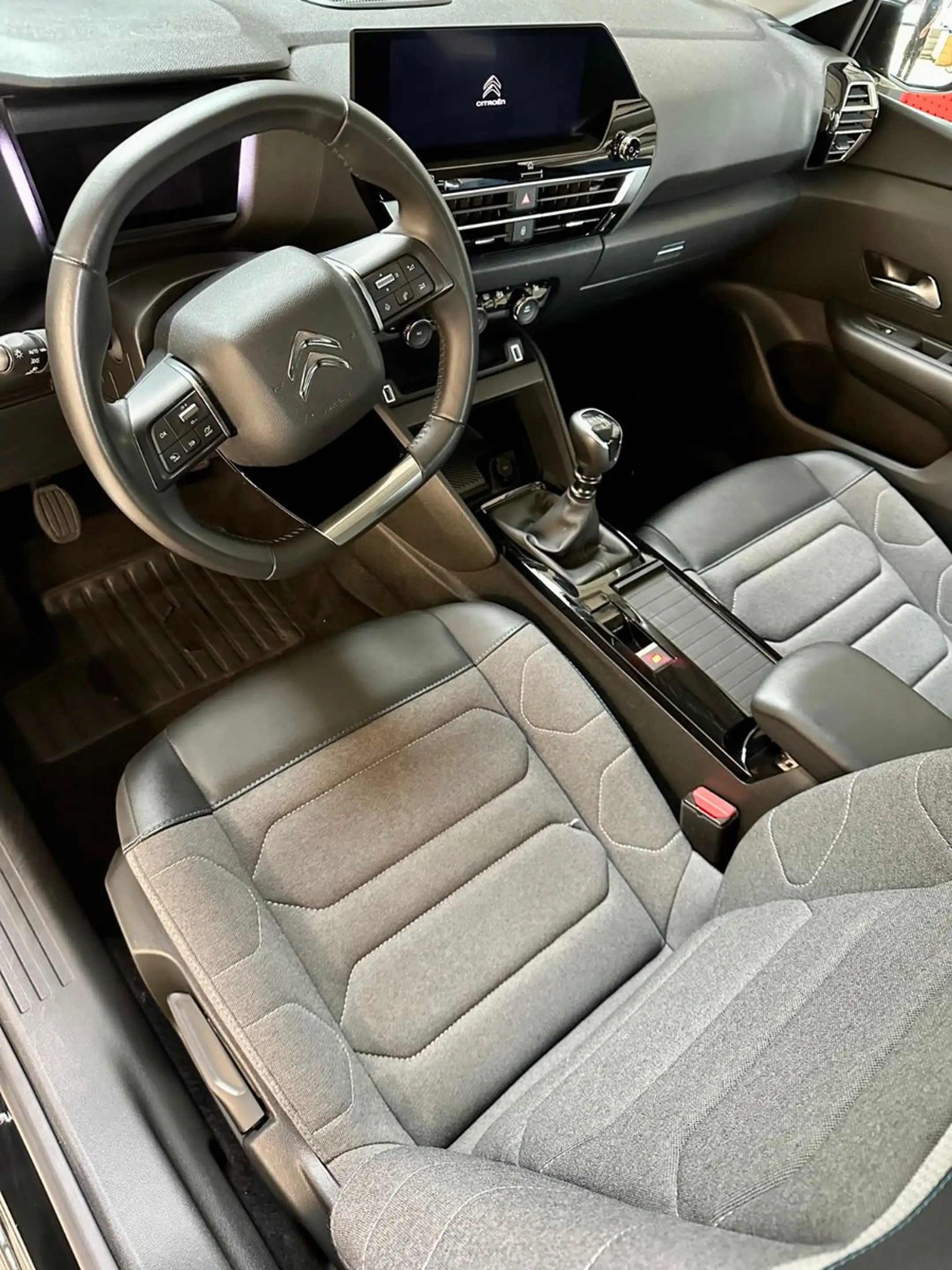 Citroen C4 Lim. Plus — photo 7